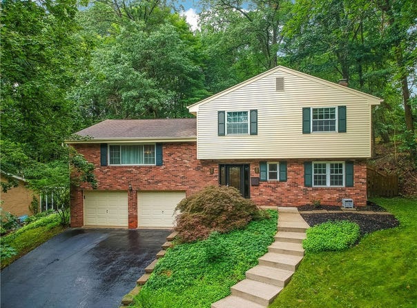 148 Mayer Drive, Ross Twp, PA 15237