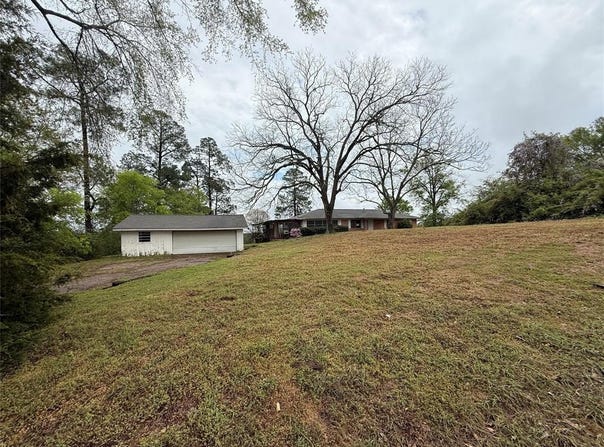 23205 County Road 2159, Troup, TX 75789