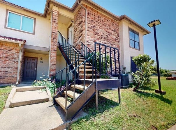 903 Turtle Lake Boulevard, Irving, TX 75060