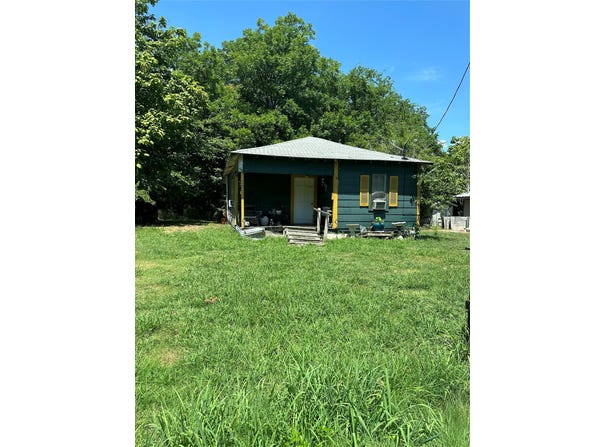 441 NW 3rd Street, Cooper, TX 75432