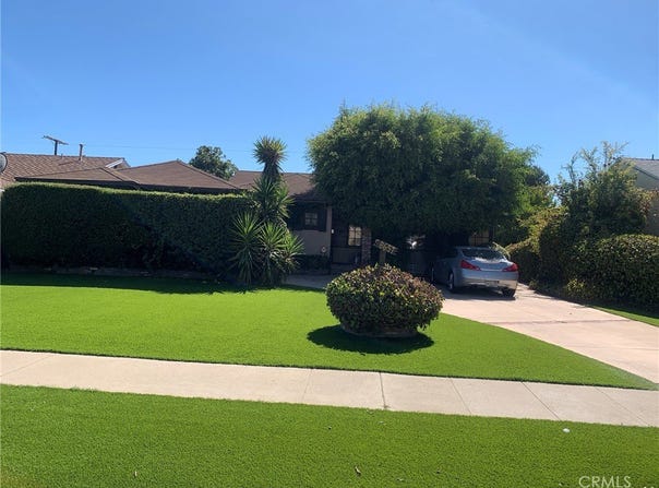 8657 Morehart, Sun Valley, CA 91352