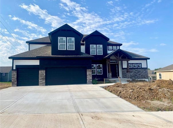 1011 Poplar Lane, Liberty, MO 64068