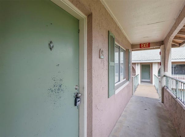 123 BLUE POINT WAY, ALTAMONTE SPRINGS, FL 32701