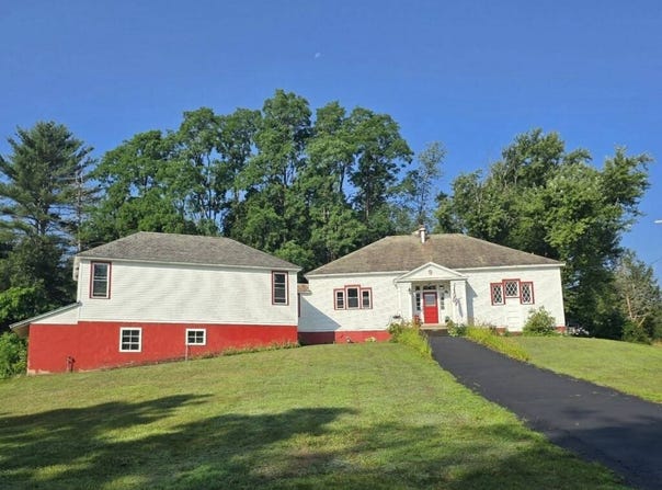 9 Miner Rd, Corinth, NY 12859