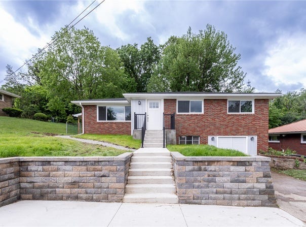5 Albert St, South Union Twp, PA 15401