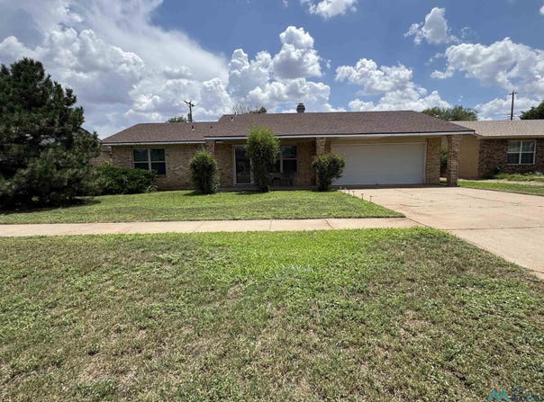 1005 Purdue Avenue, Clovis, NM 88101