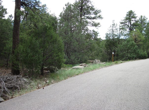 35 THUNDERBIRD Lane, Tijeras, NM 87059