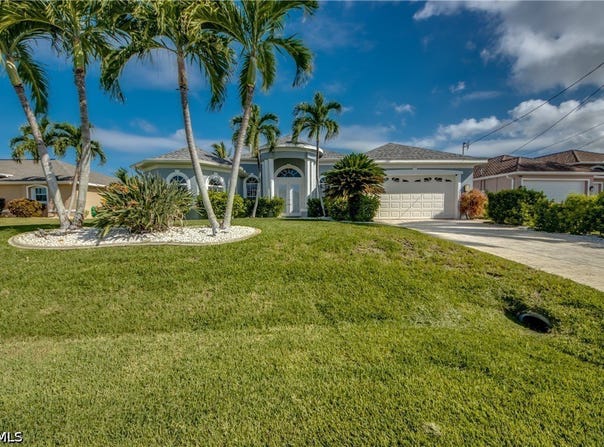 2805 SW 38th Street, Cape Coral, FL 33914
