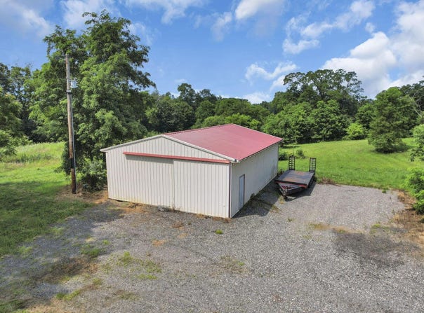 4065 Logan-Thornville Road NE, Rushville, OH 43150