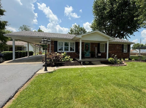 105 Elm St, Hardinsburg, KY 40143