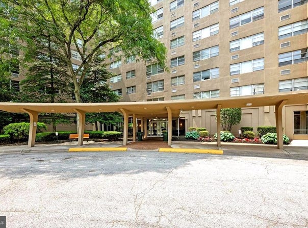 1030 E LANCASTER AVENUE, BRYN MAWR, PA 19010