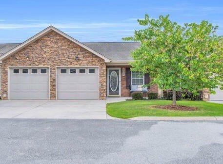 202 Applebrook Drive, Rossville, GA 30741