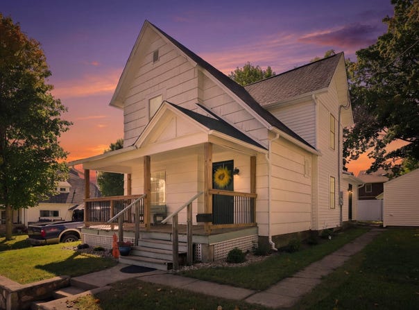 206 S Superior Street, Angola, IN 46703