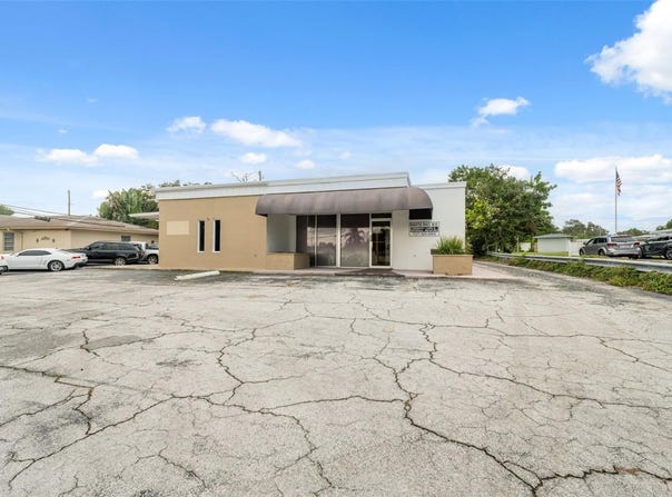 2101 INDIAN ROCKS Road S, LARGO, FL 33774