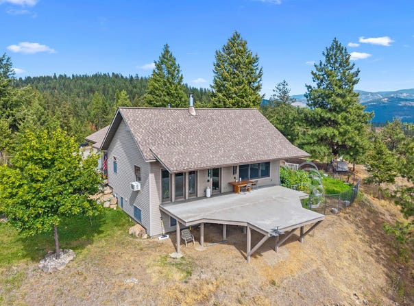 1631 BONANZA RD, EVANS, WA 99126