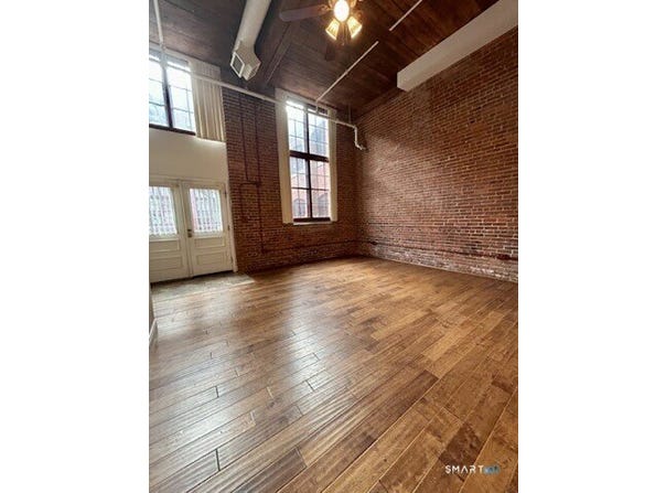 839 Main Street, Torrington, CT 06790