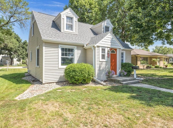 1206 N Avenue, Milford, IA 51351