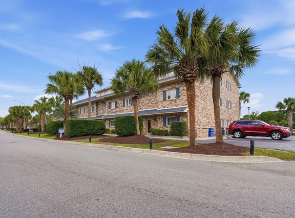 206 Double Eagle Dr., Myrtle Beach, SC 29575