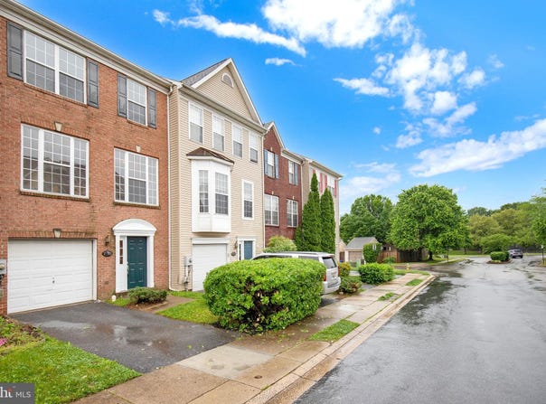 2495 LAKESIDE Drive, FREDERICK, MD 21702