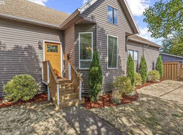 6849 SE KNIGHT ST, Portland, OR 97206