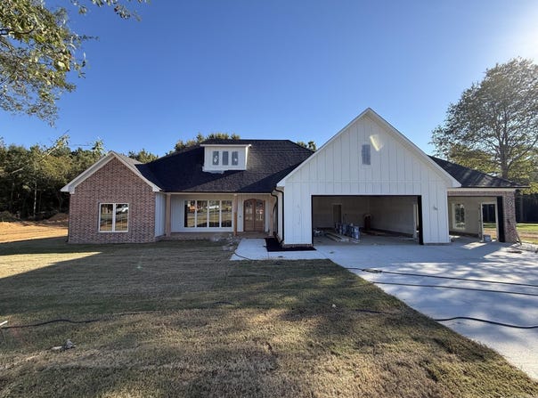 60 Ules Watson Drive, Greenbrier, AR 72058
