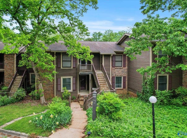 2094 Woodlawn Drive SW 2094, Huntsville, AL 35802