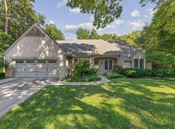 12613 Walmer Street, Overland Park, KS 66209
