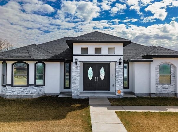 3960 Irma Morales Drive, Eagle Pass, TX 78852