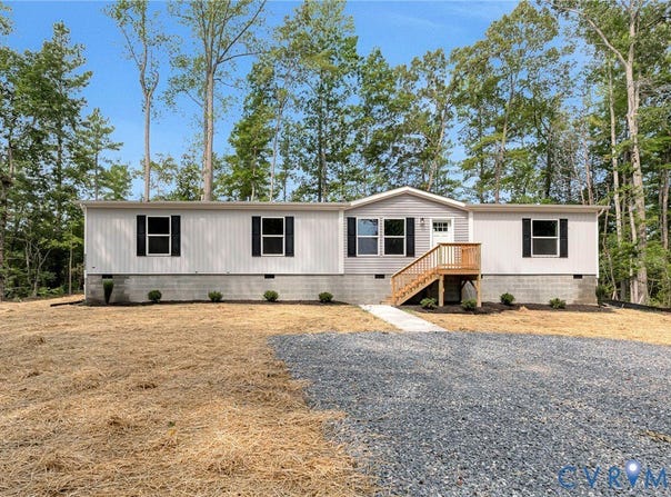 15263 Cross County Road, Mineral, VA 23117