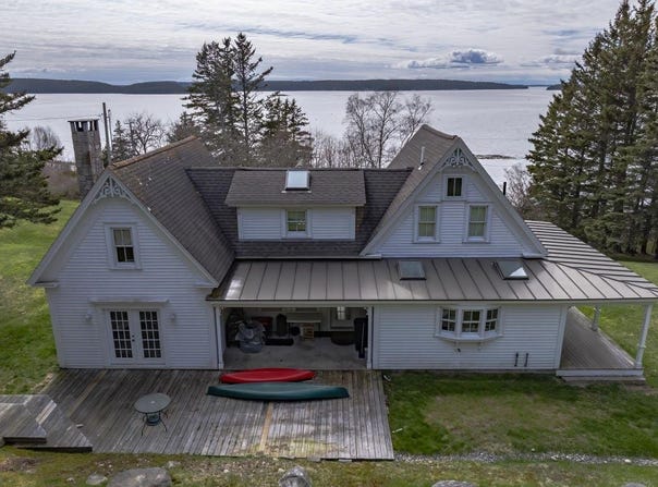 55 Ferry Road, Swans Island, ME 04685