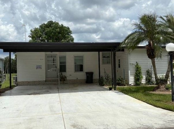 3121  S. Country Club Dr., AvonPark, FL 33825