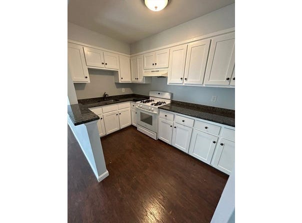 226 E Main Street, Fall River, MA 02724