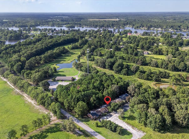 1060 Golf Villa Way, Summerton, SC 29148