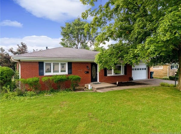 303 Winfield Drive, New Albany, IN 47150