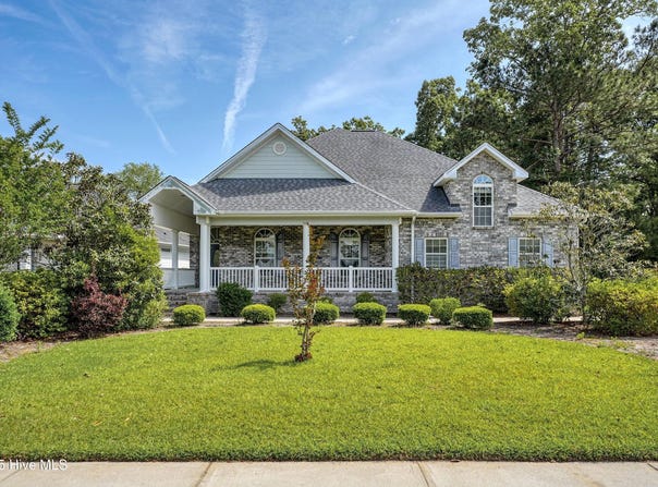 1110 Moultrie Drive NW, Calabash, NC 28467