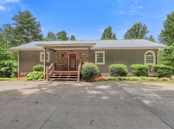 6704 Morgan Drive, Young Harris, GA 30582