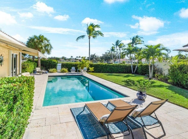8222 Dominica Place, Wellington, FL 33414