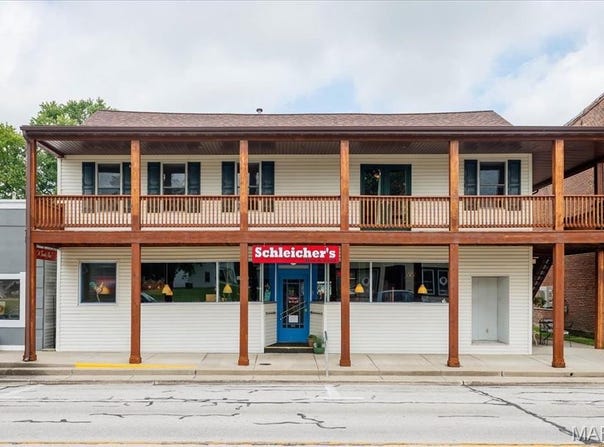 1031 Fairfax Street, Carlyle, IL 62231
