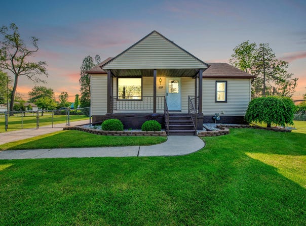11186 Ziegler Street, Taylor, MI 48180