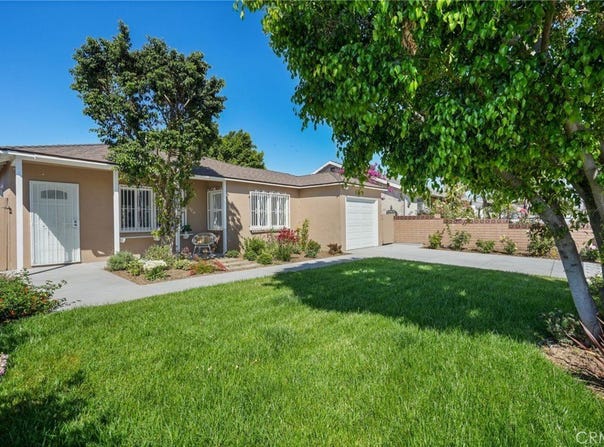 9725 Haddon, Pacoima, CA 91331
