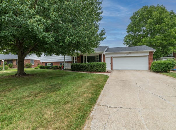 7619 Woodcrest Street, Portage, MI 49024