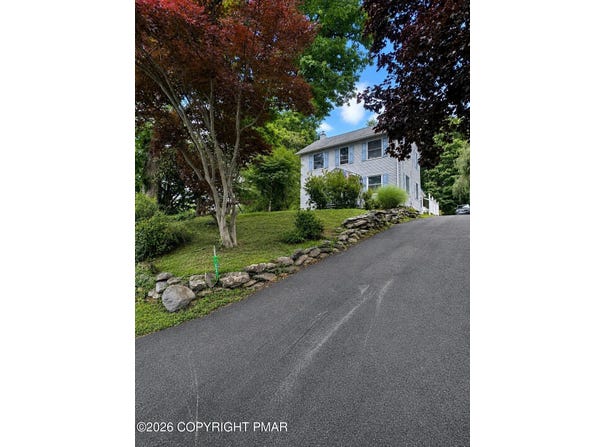 52 Smith Street, East Stroudsburg, PA 18301
