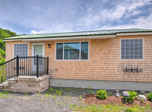36 Shorebreezes Lane, Kennebunk, ME 04043