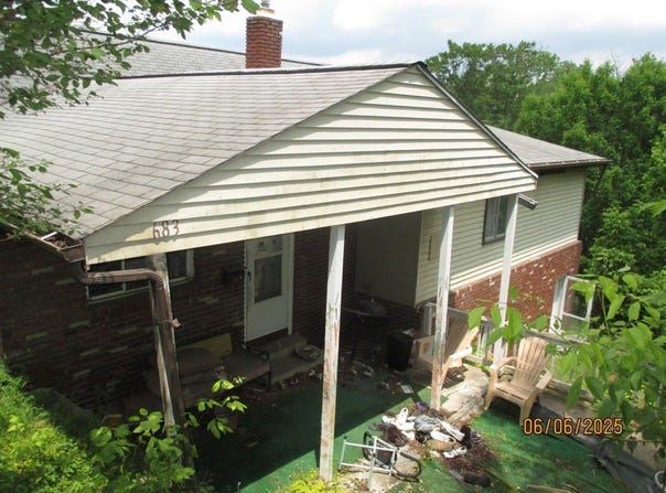 683 Grant Ave, Heidelberg, PA 15106