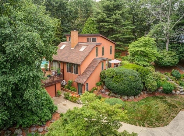 4 Wilbur Road, Lincoln, RI 02865