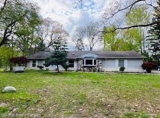 2460 Ogden Drive, West Bloomfield Twp, MI 48323