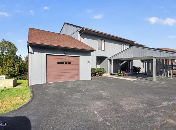 153 Woodcrest Lane, Bristol, VA 24201