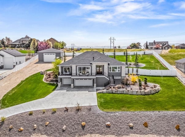 8087 Stella Court, Nampa, ID 83686