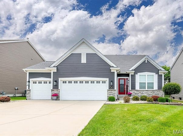130 Royal Inverness Parkway, Dardenne Prairie, MO 63368