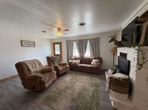 3636 U.S. 62, Salem, AR 72576